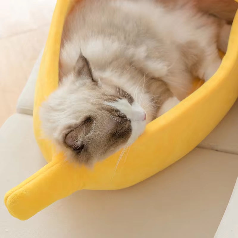 Cozy Banana-Shaped Cat Bed & Kennel – The Perfect Snuggle Spot for Your Pet! 🍌🐾