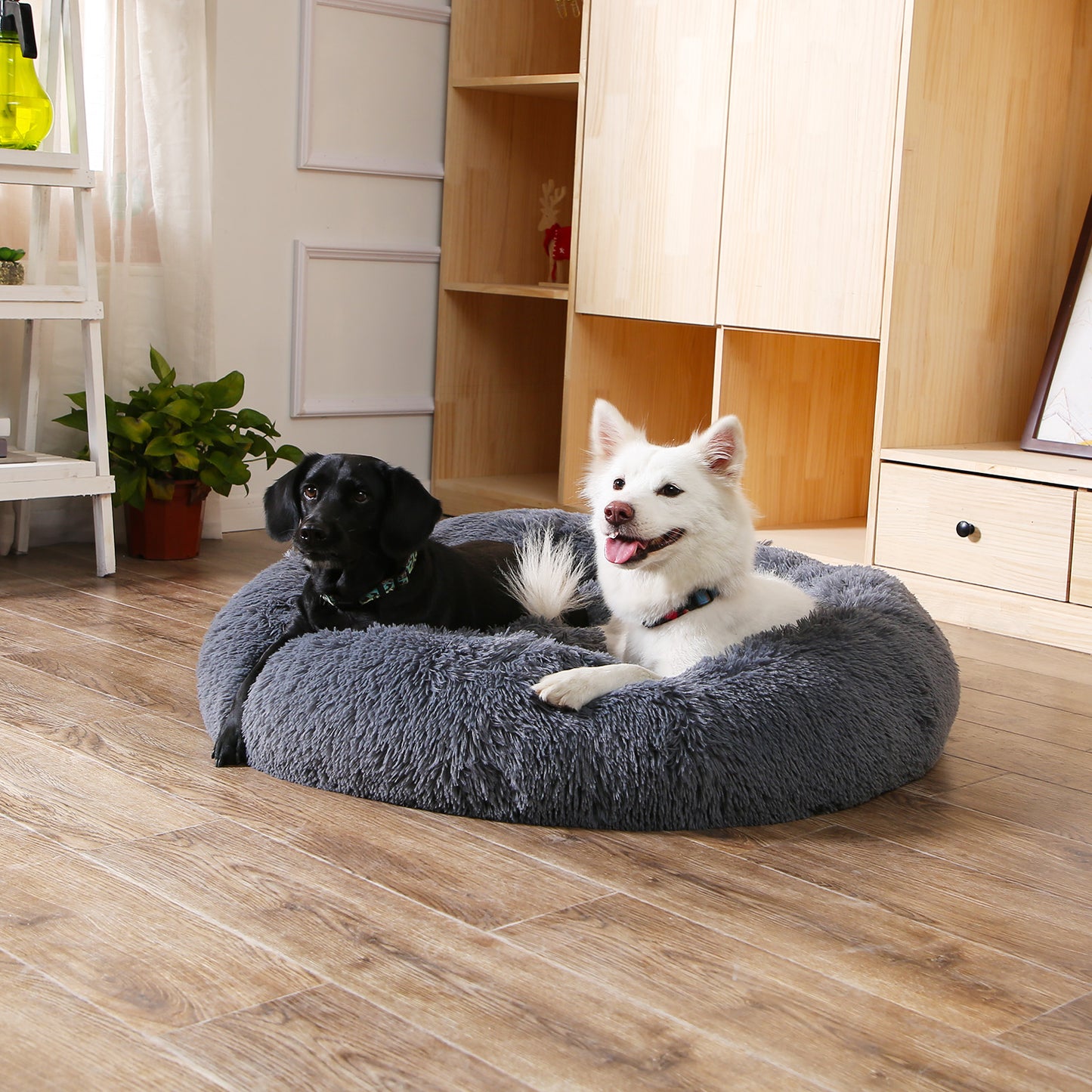 🐾 Luxury Plush Donut Dog Bed – Ultra-Soft, Calming Pet Cushion for Dogs & Cats