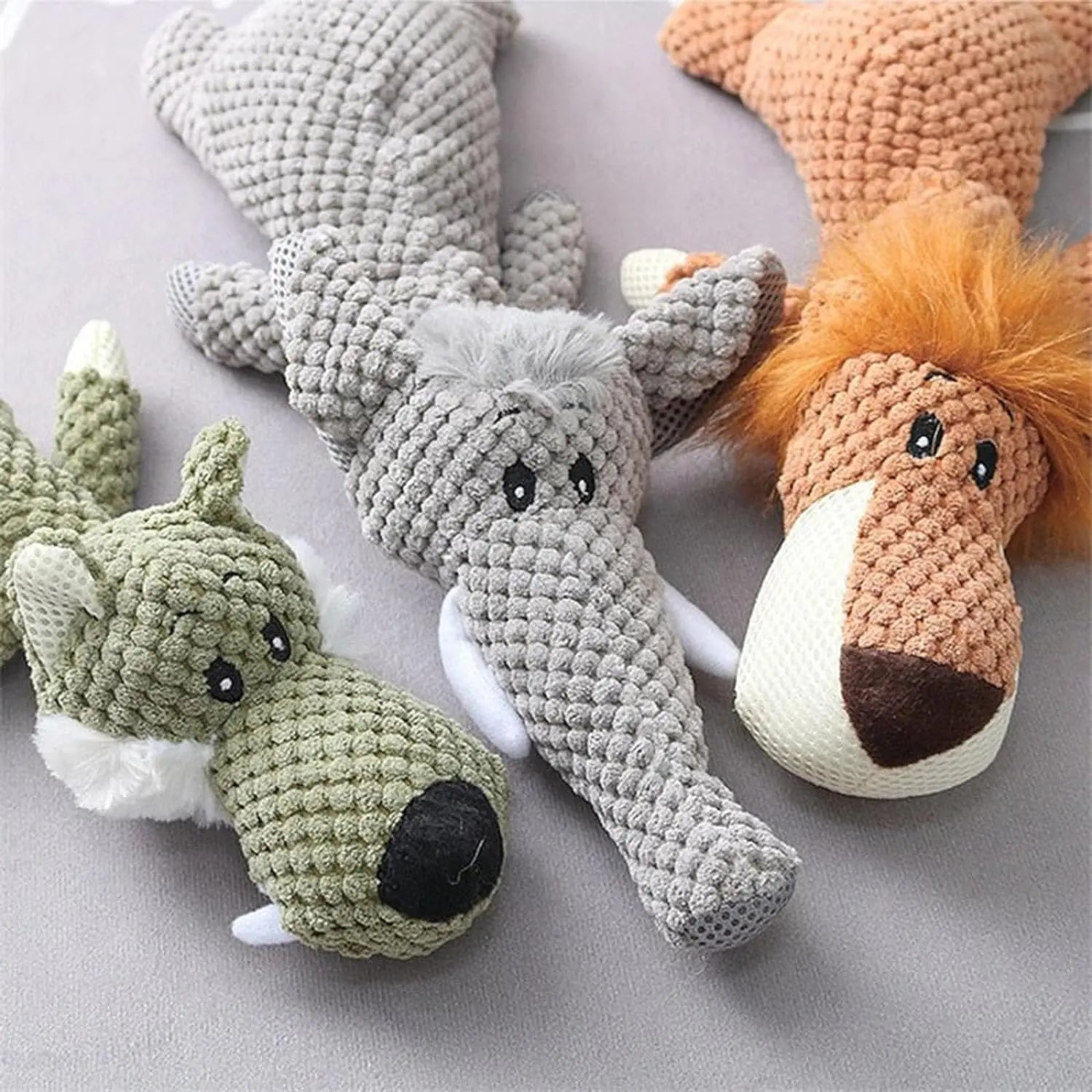 Durable Plush Squeaky Dog Toy – Soft, Chew-Resistant Stuffed Toy for Large Dogs 🐶🎾es