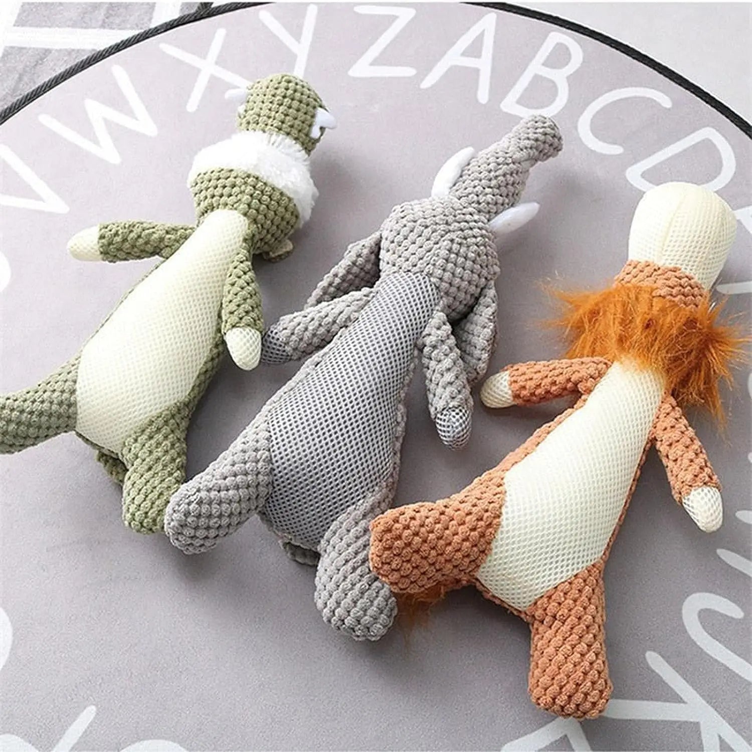 Durable Plush Squeaky Dog Toy – Soft, Chew-Resistant Stuffed Toy for Large Dogs 🐶🎾es